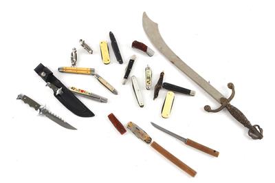 Konvolut aus 3 miniaturisierten Messern, - Lovecké, sportovní a sběratelské zbraně