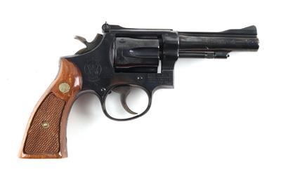 Revolver, Smith  &  Wesson, Mod.: 18-3, Kal.: .22 l. r., - Jagd-, Sport- u. Sammlerwaffen