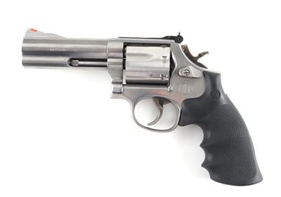 Revolver, Smith  &  Wesson, Mod.: 686-4, Kal.: .357 Mag., - Jagd-, Sport- u. Sammlerwaffen