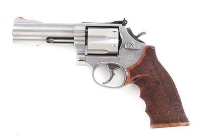 Revolver, Smith  &  Wesson, Mod.: 686-4, Kal.: .357 Mag., - Sporting and Vintage Guns