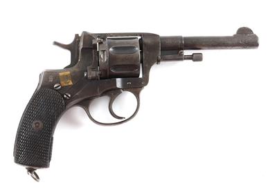 Revolver, Waffenfabrik Ishevsk, Mod.: Nagant 1895 aus 1914, Kal.: 7,62 mm Nagant, - Jagd-, Sport- und Sammlerwaffen