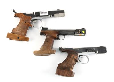 Konvolut aus 3 Sportpistolen: 1. Hämmerli Int. - Schweiz, Kal.: .22, - Sporting and Vintage Guns