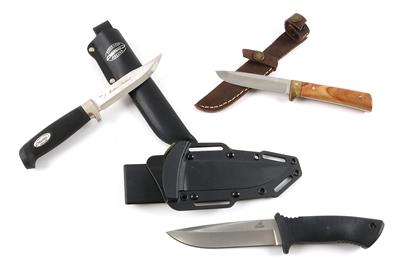 Konvolut aus drei feststehenden Messern, Gerber mit 135 mm Stainless Klinge, - Armi da caccia, competizione e collezionismo