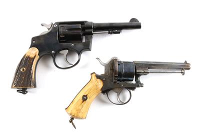 Konvolut aus zwei Revolvern, Kal. ca. 15 mm, - Armi da caccia, competizione e collezionismo