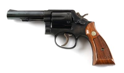 Revolver, Smith  &  Wesson, Mod.: 13-2, Kal.: .357 Mag., - Jagd-, Sport- und Sammlerwaffen