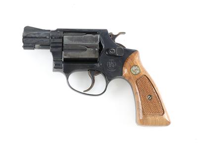 Revolver, Smith  &  Wesson, Mod.: 36, Kal.: .38 Spez., - Lovecké, sportovní a sběratelské zbraně