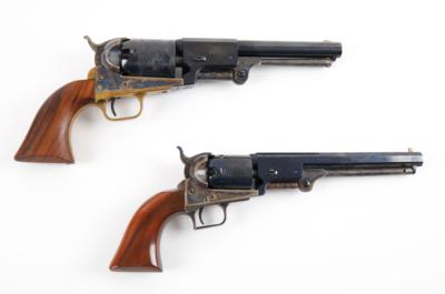 VL-Perkussionsrevolver - Authentic Colt Black Powder Series in einer Holzschatulle, Colt-USA, Mod.: Colt 1850 3nd Model Dragoon, Kal.: .44" und 1851 NAVY (2nd Generation), Kal.: 36', Colt 1850 3nd Model Dragoon: - Sporting & Vintage Guns