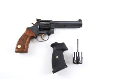 Revolver, Manurhin, Mod.: MR73 mit Wechseltrommel auf 9 mm Para und Wechselgriff, Kal.: .357 Mag., - Jagd-, Sport- und Sammlerwaffen