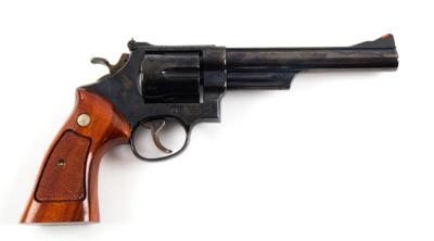 Revolver, Smith  &  Wesson, Mod.: 29-2 - 6 1/2' mit originaler Holzschatulle, Kal.: .44 Mag., - Armi da caccia, competizione e collezionismo