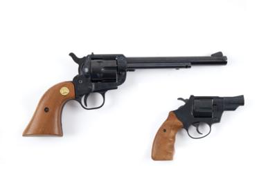 Konvolut Revolver, Reck, Mod.: Single Action R12, Kal.: .22 l. r., und Schreckschussrevolver Reck, Kal.: 9 mm Knall, 1) Revolver, Reck, - Jagd-, Sport-, & Sammlerwaffen