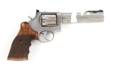 Revolver, Smith  &  Wesson, Mod.: 686-3, Kal.: .357 Mag., - Lovecké, sportovní a sběratelské zbraně