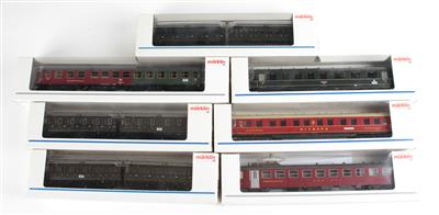 Konvolut Märklin H0, 15 Stk. Personenwagen: - Spielzeug