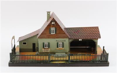 Märklin Spur 0, 2151 ländlicher Bahnhof mit Wohnhaus, Wartehalle und Einzäunung, um 1920, - Hračky