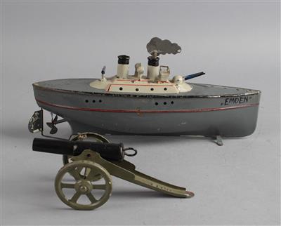 Kriegsschiff Emden um 1910 - Spielzeug