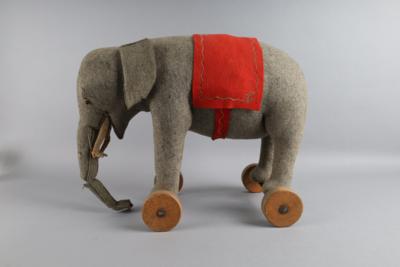 Früher Elefant von Steiff, - Spielzeug