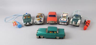 Konvolut Blechautos, großteils Japan um 1960, - Toys