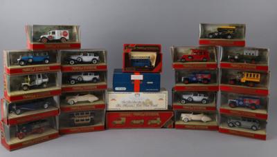 Konvolut Matchbox: Models of Yesteryear und Dinky Toys Modellautos, - Spielzeug