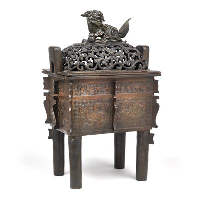 A large bronze fang ding incense burner with lid - Asian art