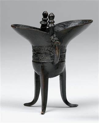 A small bronze jue - Asian art