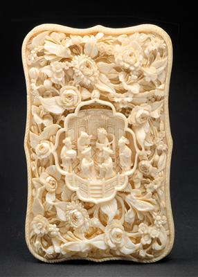An ivory card case - Arte asiatica