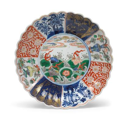 An Imari verte dish, - Arte asiatica