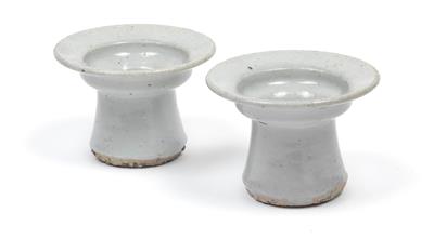 A pair of spittoons<br>Korea, 19th century - Arte asiatica