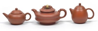 Three Zisha teapots - Asian art