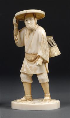 An ivory okimono of a fisherman - Asian art