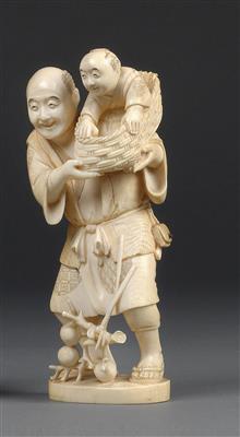 An ivory okimono of a man with karako - Arte asiatica