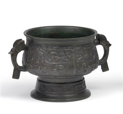 A censer in the form of an archaic gui - Asian art