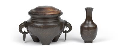 A censer and small vase - Asian art