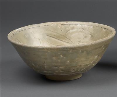 A celadon dish - Asian art