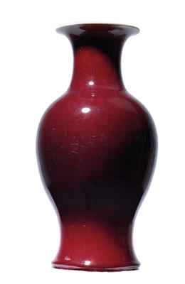 Vase mit Ochsenblutglasur - Asiatische Kunst