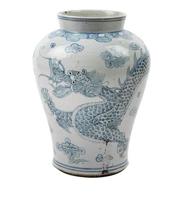 Blau-weiße Vase - Asiatische Kunst