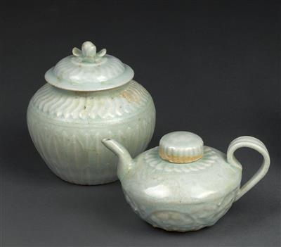 A Qingbai teapot and cover and jar and cover, China, Song dynasty - Asian art