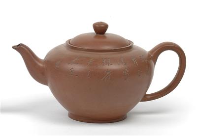 A Zisha teapot, China, Yixing, 20th cent. - Asian art