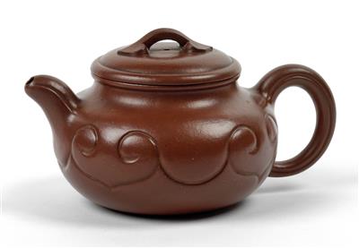 A Zisha teapot, China, Yixing, 20th cent. - Asian art