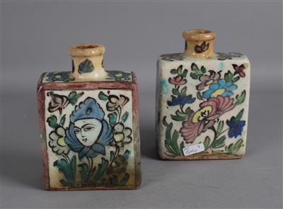2 persische flaschenförmige Behälter, - Asiatische Kunst
