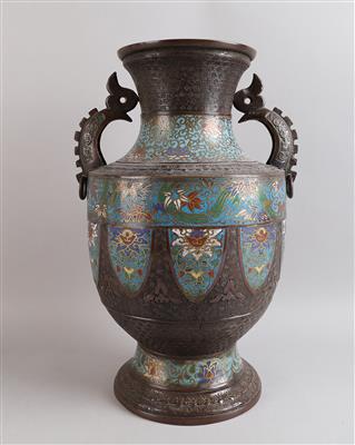 Champlevé Vase, - Starožitnosti