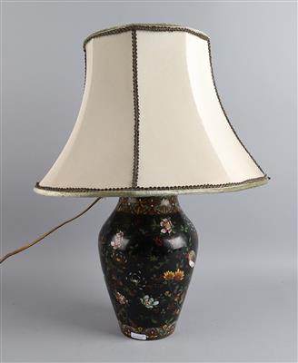 Cloisonné Tischlampe, - Asiatische Kunst
