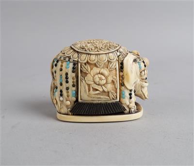 Netsuke eines Elefanten, Japan, Ende 19. Jh., signiert Masaharu, - Antiquariato