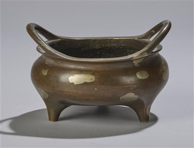 A Bronze Censer, China, Late Qing Dynasty, - Asian Art
