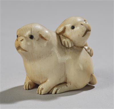 A Netsuke of Two Puppies, Japan, 19th Century, - Asijské umění