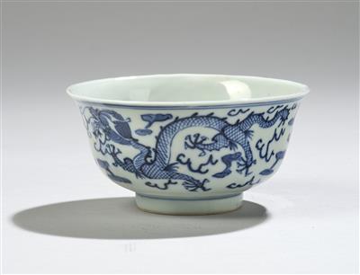 Blau-weiße Schale, China, Vierzeichen Marke Ruo Shen Zhen Canng, späte Qing Dynastie, - Asian Art