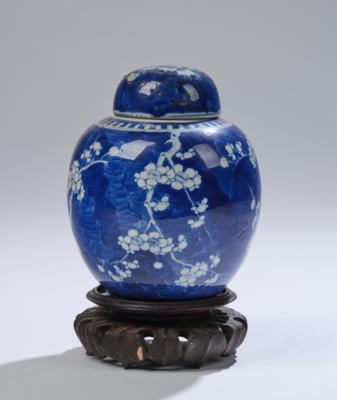 Blau-weißer Ingwertopf mit Deckel, China, späte Qing Dynastie, - Asijské umění