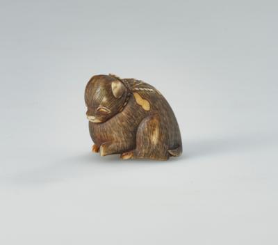 Netsuke eines gut genährten Welpen, Japan, 19. Jh., - Asijské umění