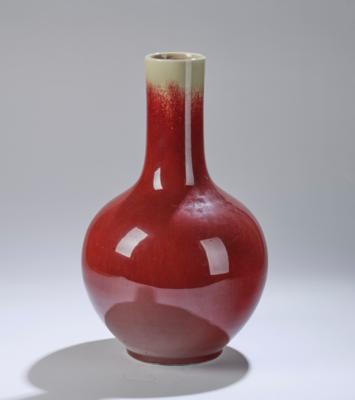 Ochsenblut glasiert Vase, China, 19./20. Jh., - Arte Asiatica