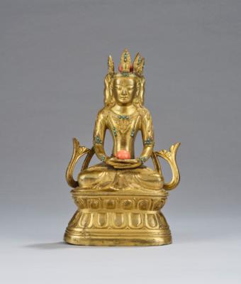 Vergoldete Bronzefigur des Amitayus, China, 19. Jh., - Asiatische Kunst