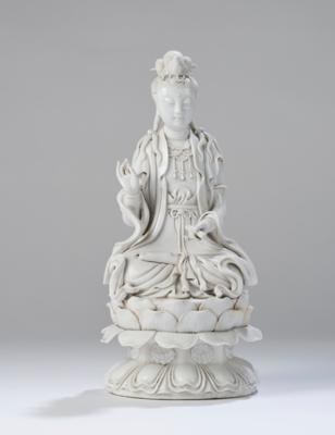 Blanc de Chine Figur des Guanyin, China, Dehua, 19. Jh., - Asijské umění