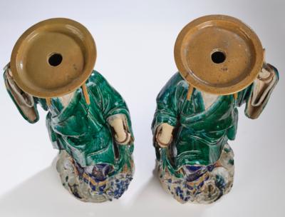 Paar Shiwan Figuren der Hehe Erxian Zwillinge, China, 19./20. Jh., -  Asiatische Kunst 2023/11/06 - Starting bid: EUR 2,800 - Dorotheum
